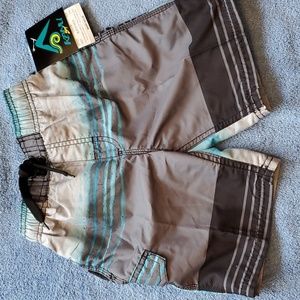 KANU BOARD SHORTS SIZE 4T